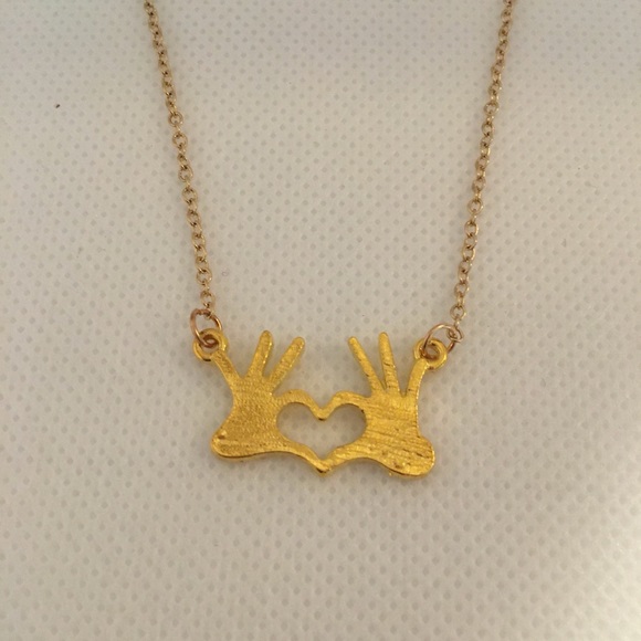 Finger-Hearts Love Necklace - Picture 3 of 8